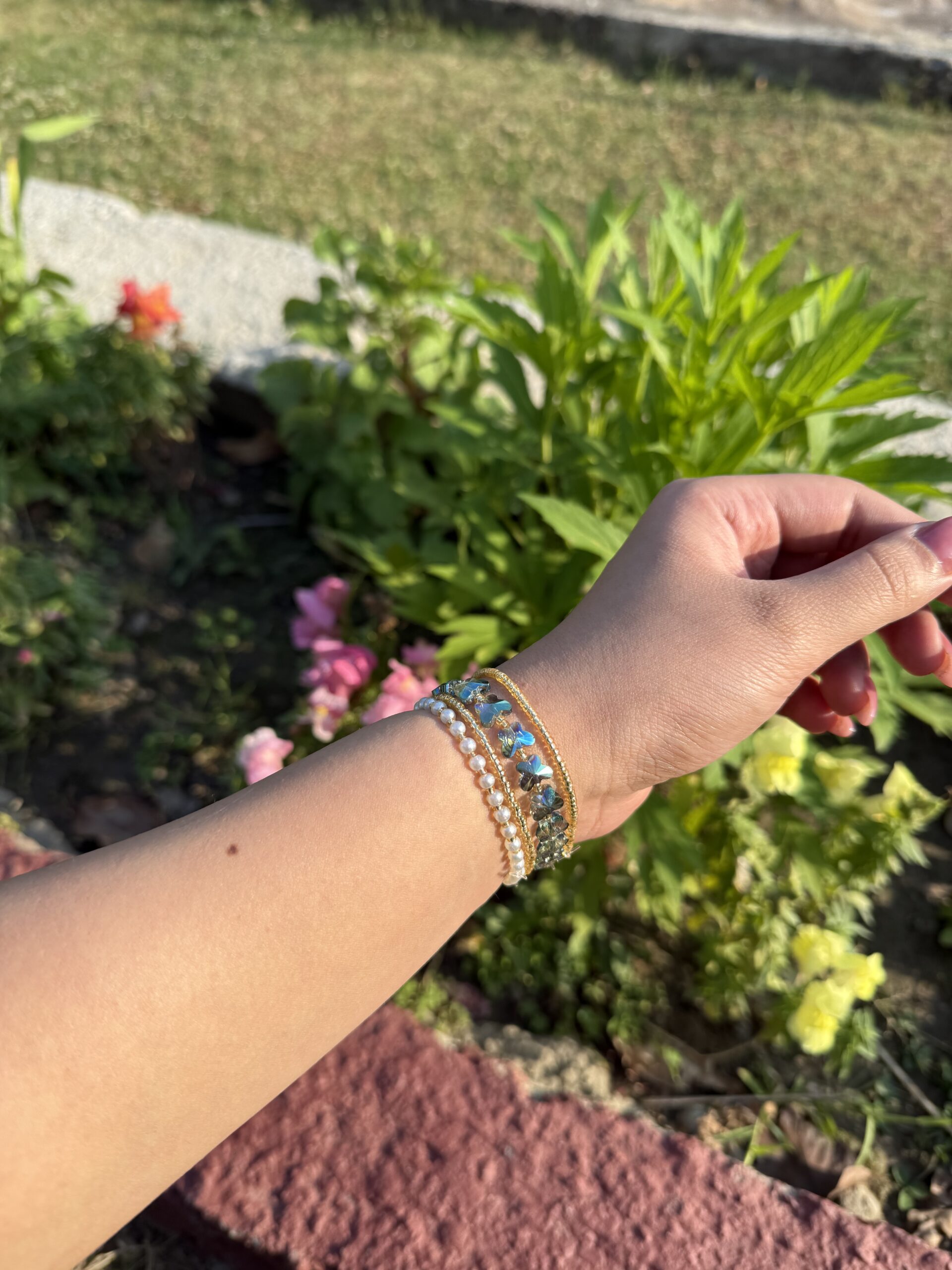 Flutter Stack — Butterfly Pearl Bracelet Set - Image 3
